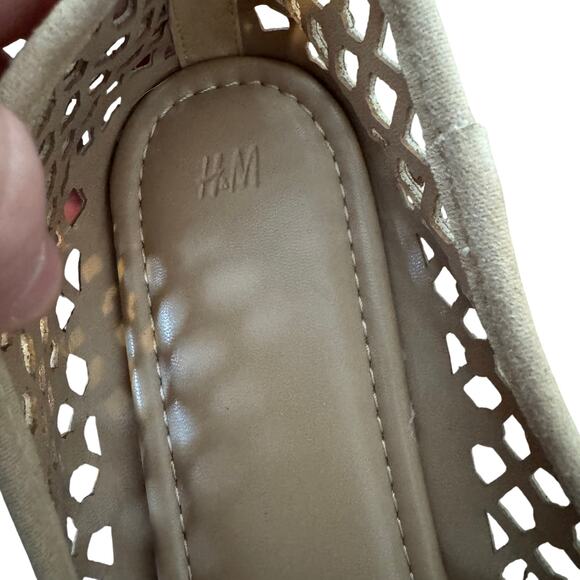 H&M Tan Rhinestone Embellished Flats - Picture 2 of 8